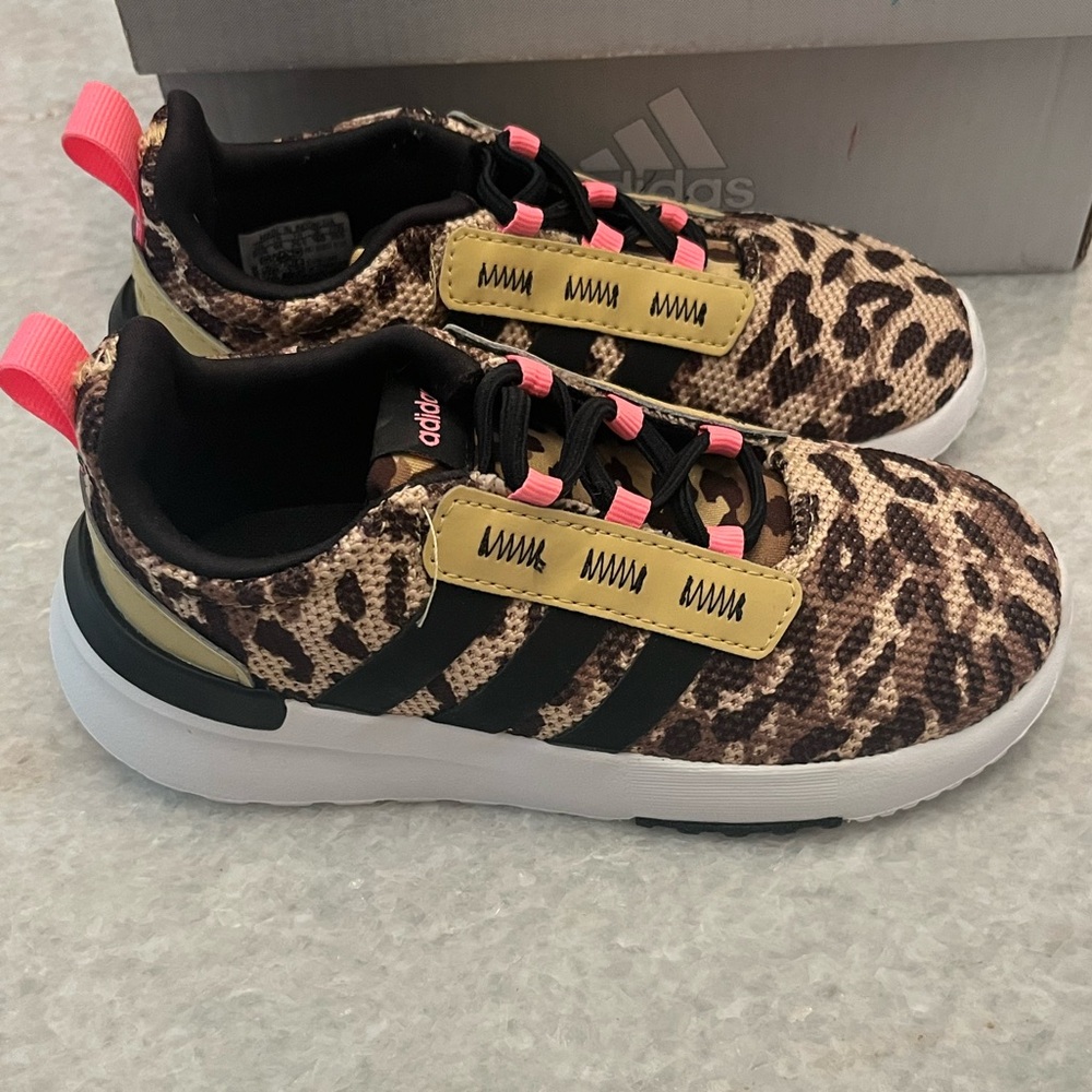 Adidas Racer TR21 Leopard Sneakers
